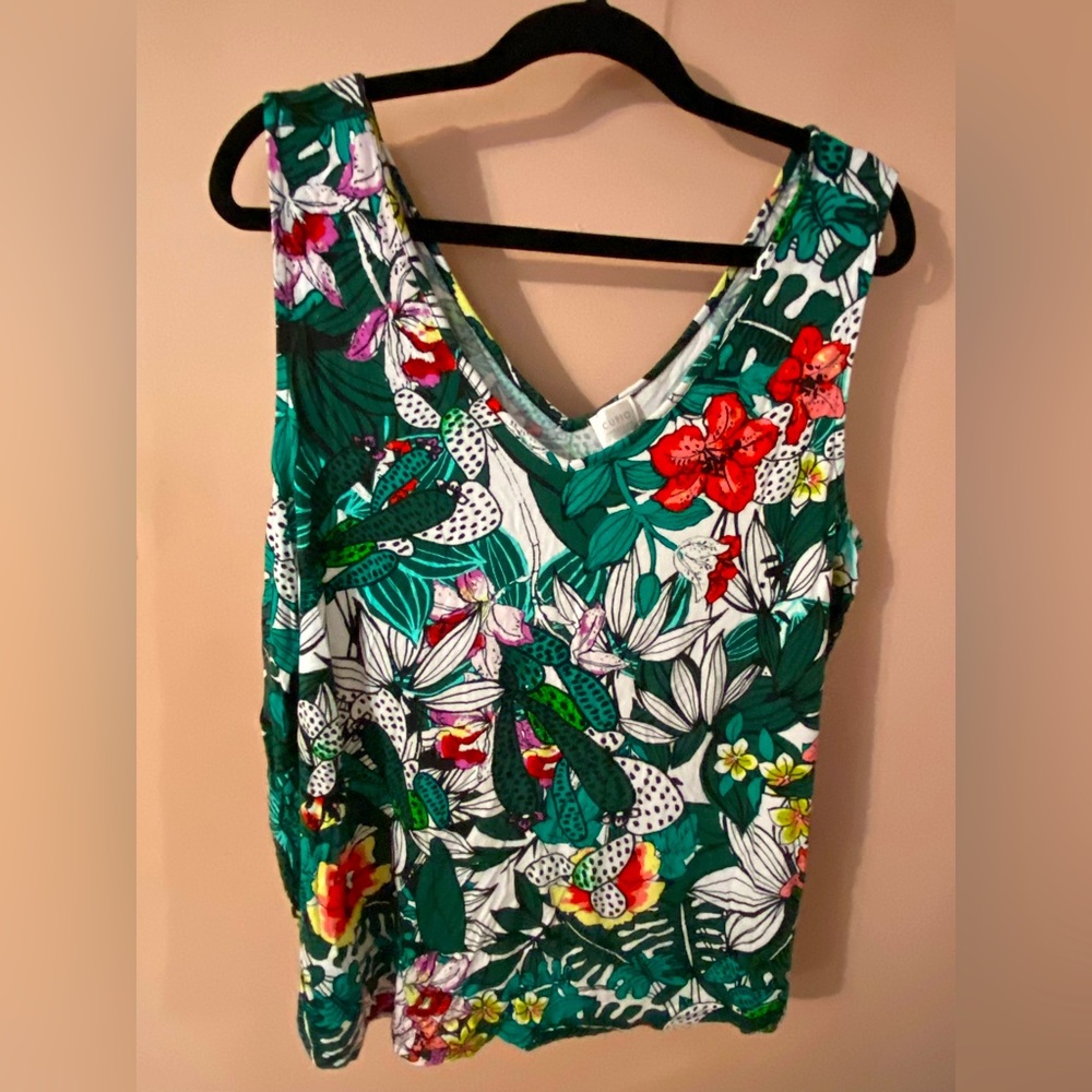 Tank top with tropical pattern 🌺 CUPIO